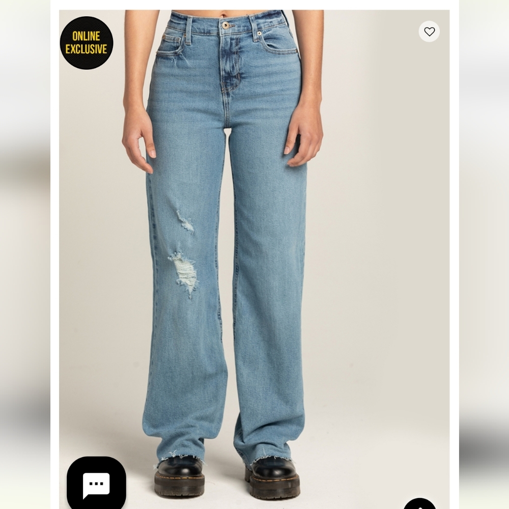 Distressed Wide Leg Jeans - Picture 2 of 9